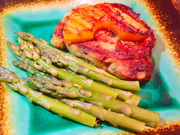 grilled pork chops and pineapple