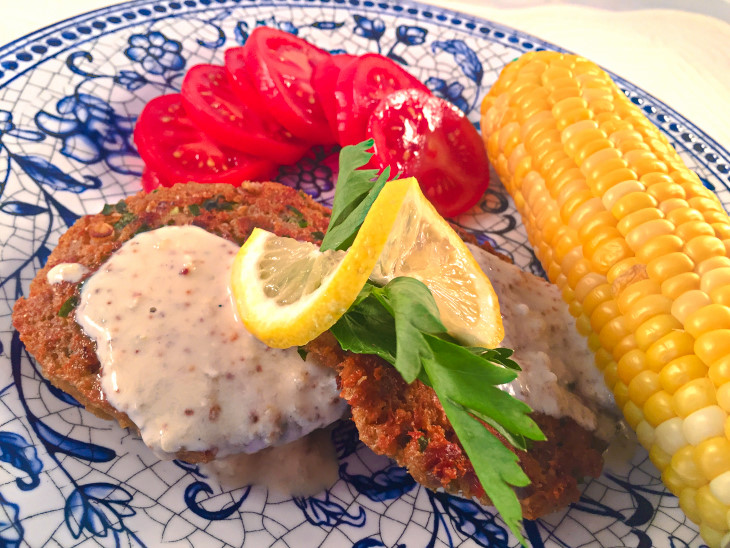 Tuna Cakes with Lemon Yogurt Sauce