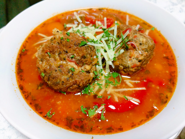 Slow Cooker Meatball Veggie Soup