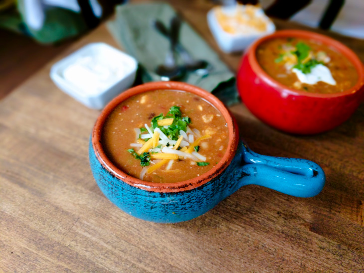 Healthy Chicken Enchilada Soup