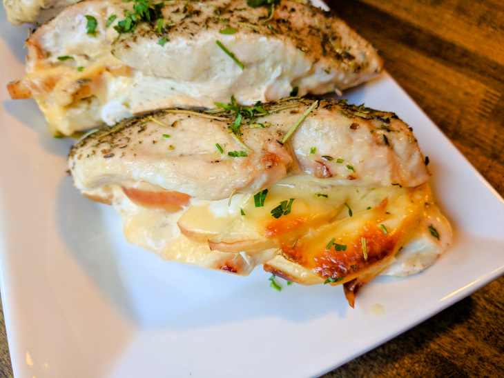 Apple-Gouda Stuffed Chicken