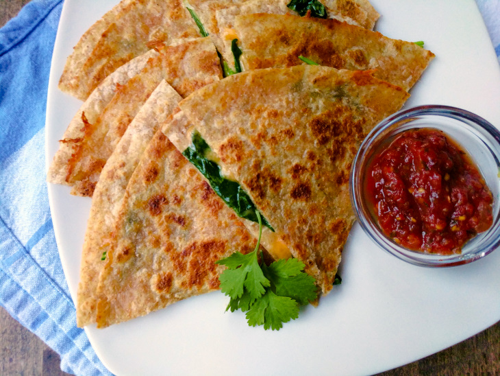 spinach-cheddar quesadillas