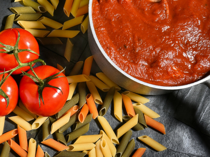 healthy pasta and pizza sauce