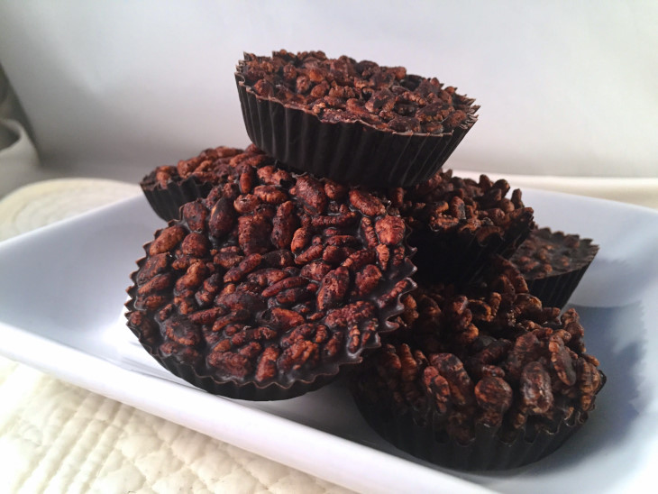 Healthy Dark Chocolate Crunch Cups