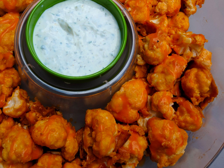 Baked Cauliflower Buffalo Wings