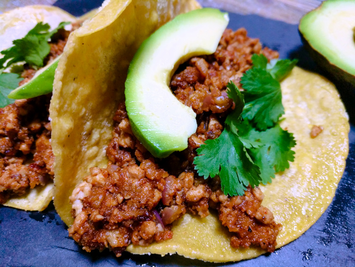 vegan chorizo tacos