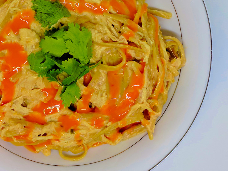 creamy buffalo chicken pasta