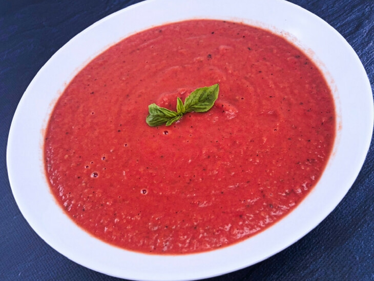 Slow Cooker Creamy Tomato Soup