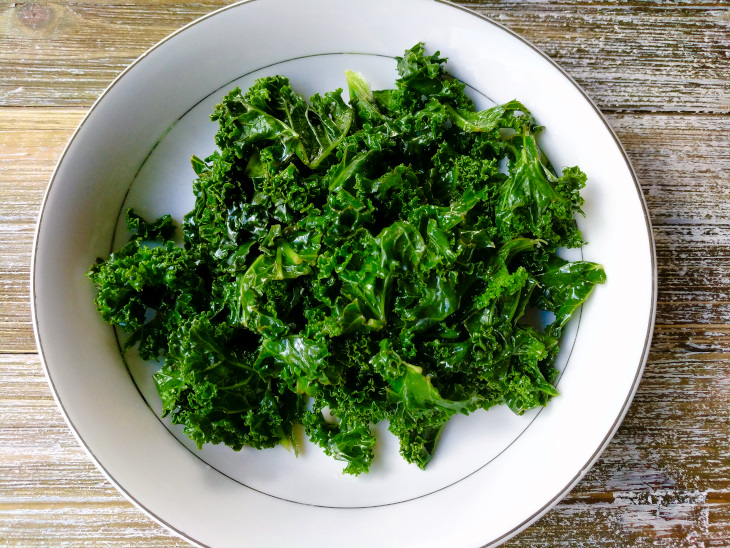 Simple Lemon Kale