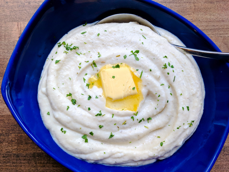 Keto Cauliflower Mash with Cream Cheese