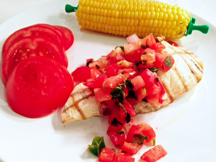 grilled chicken with salsa