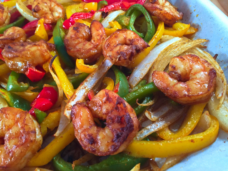 keto shrimp fajita bowls