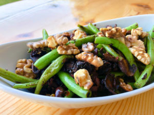 sauteed green beans with walnuts