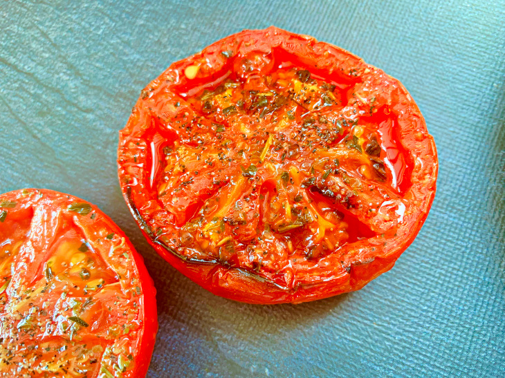 Air Fryer Charred Tomatoes