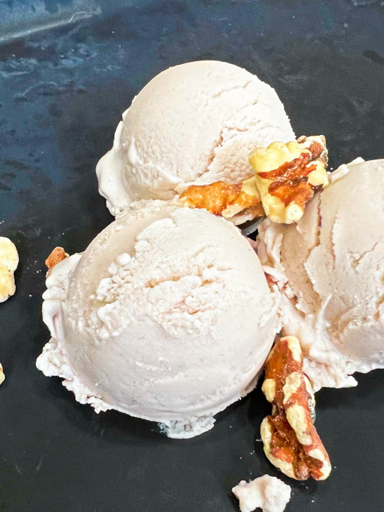 vanilla nut frozen treat